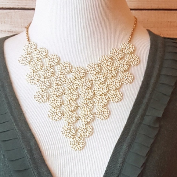 Jewelry - Statement Necklace--"Gold"/Cream Snowflake Design